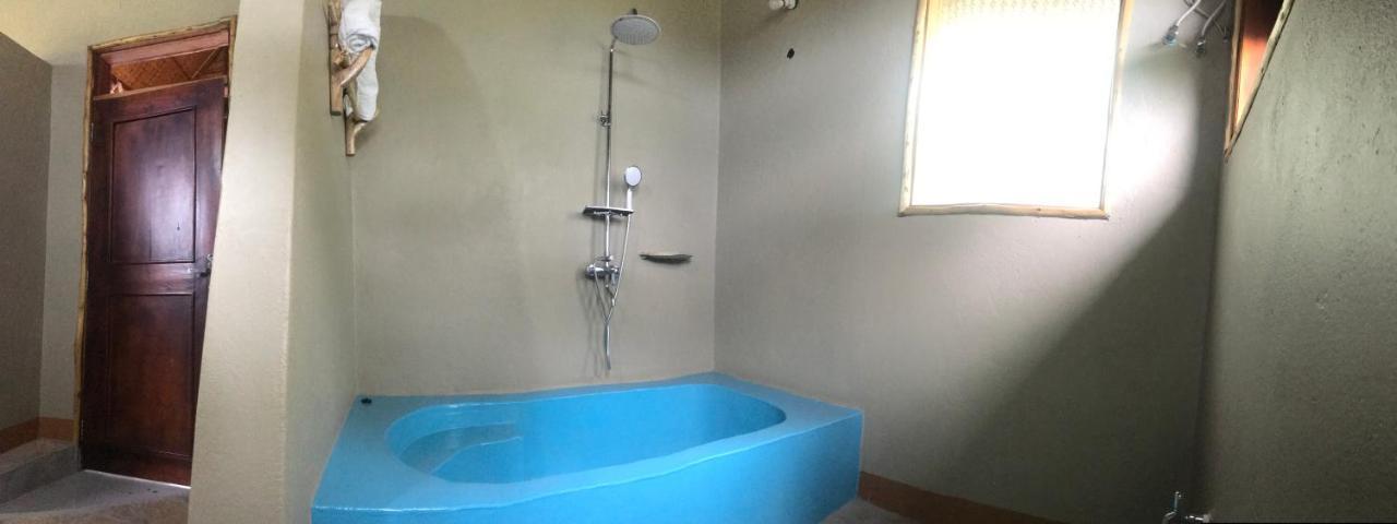 Enshama Game Lodge And Campsite Katunguru Екстериор снимка