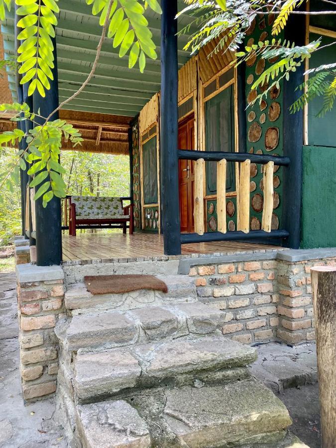 Enshama Game Lodge And Campsite Katunguru Екстериор снимка