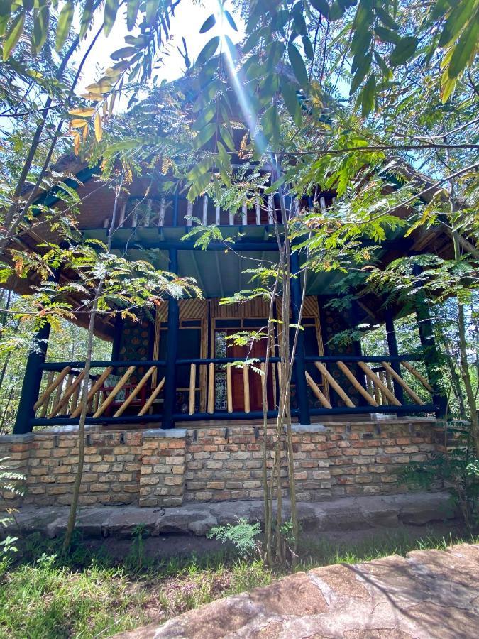 Enshama Game Lodge And Campsite Katunguru Екстериор снимка