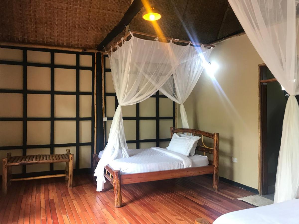 Enshama Game Lodge And Campsite Katunguru Екстериор снимка