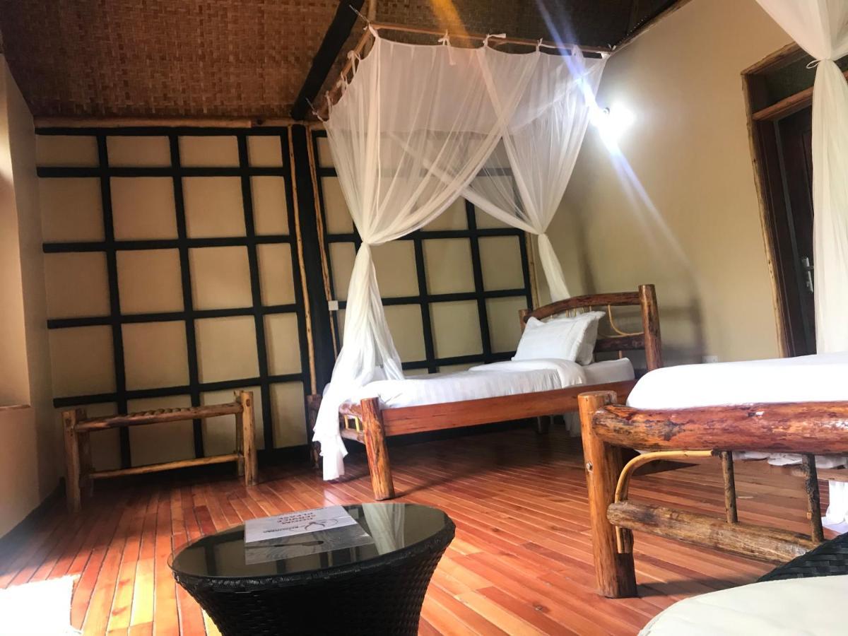 Enshama Game Lodge And Campsite Katunguru Екстериор снимка